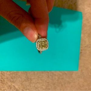 Beautiful Tiffany ring, all the details posted in photos